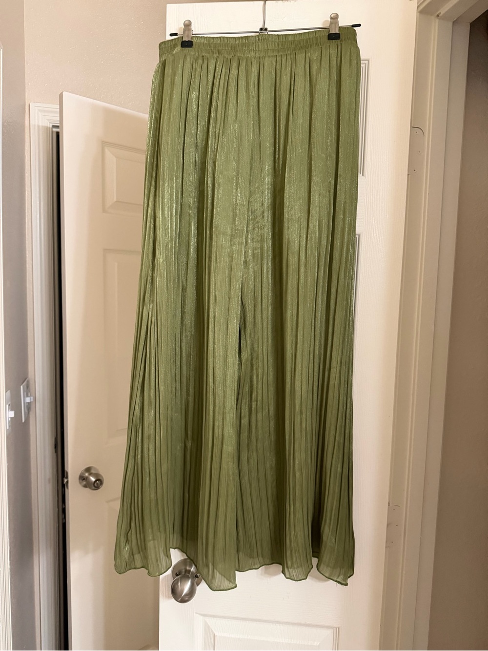 SHEIN Olive Green Wide Leg Pleated Pants